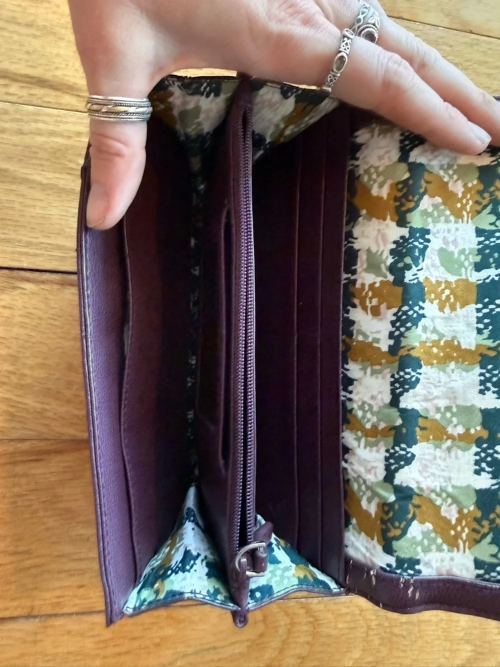 Vera Bradley Purple Paisley Zip-Around Wallet with Teal & Coral Accents - Picture 4 of 7